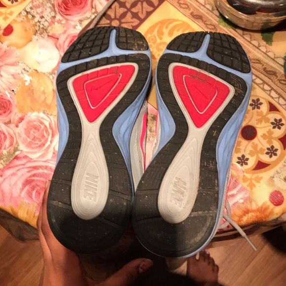 Nike dual fusion shoes - Picture 4 of 4